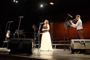 All About Voice Μαθήματα φωνητικής, ορθοφωνίας, τραγουδιού Αθήνα και online