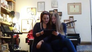 All About Voice Μαθήματα φωνητικής, ορθοφωνίας, τραγουδιού Αθήνα και online