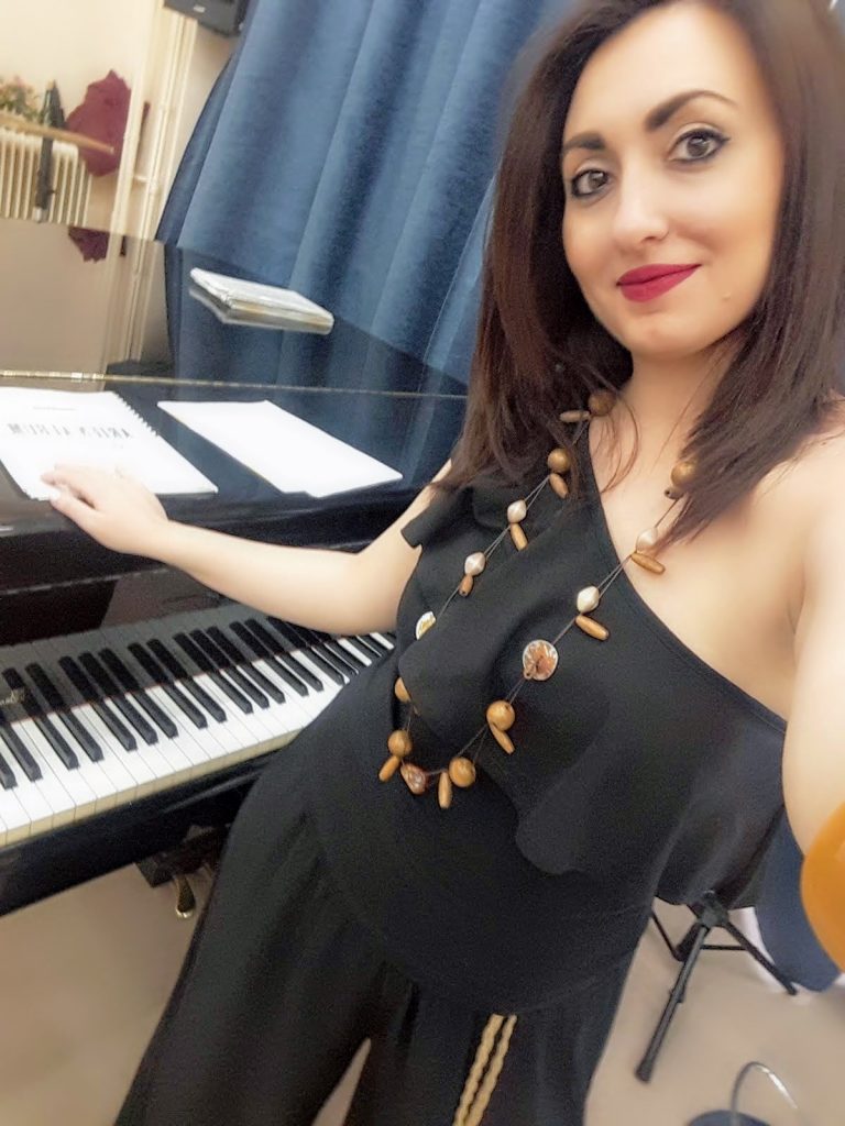 All about voice Μαθήματα Φωνητικής Αθήνα και online